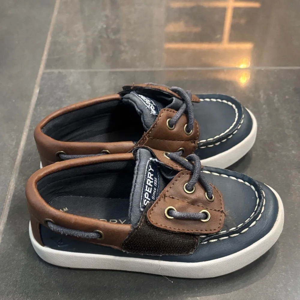 Sperry Kids Navy and Brown Moccasins